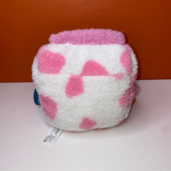 Bum Bumz Shay the Strawberry Milk 7.5” - Picture 5 of 8